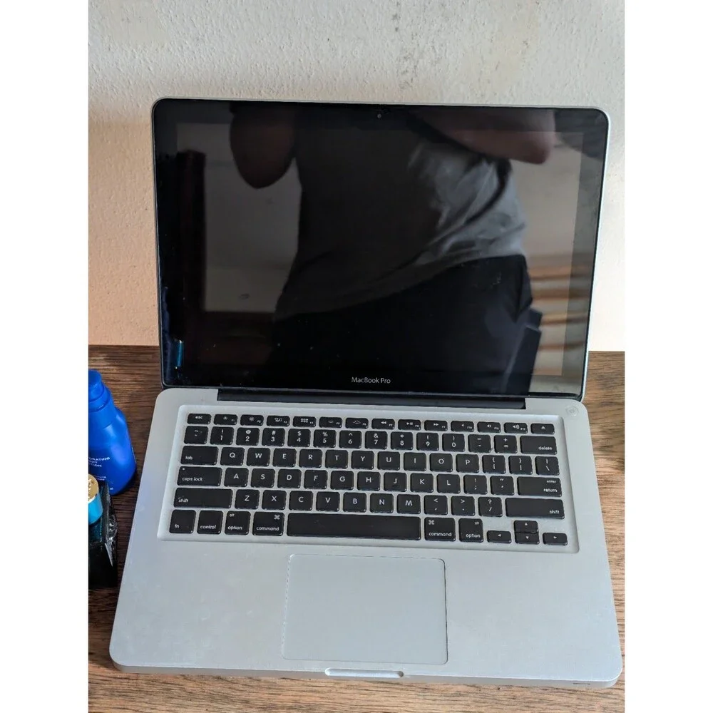Apple macbook pro